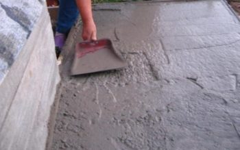 Как правильно железнить бетонный пол